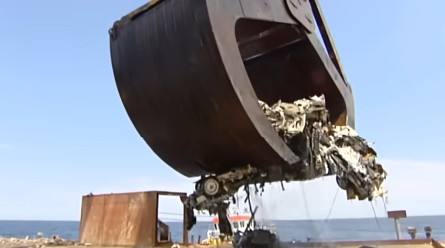 Cargo Loss: Recovery of vehicles lost due to ship wreck